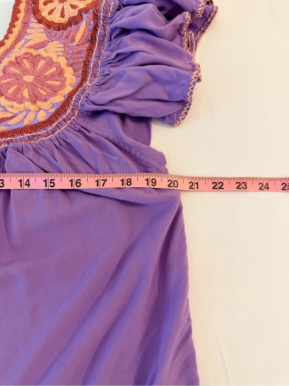 Mexican Lavender Floral Embroidered Flutter Sleeve Top Size M - Picture 10 of 12